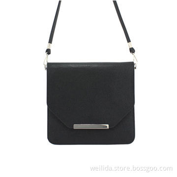 Simple and fashionable shoulder bag, made of saffiano PU